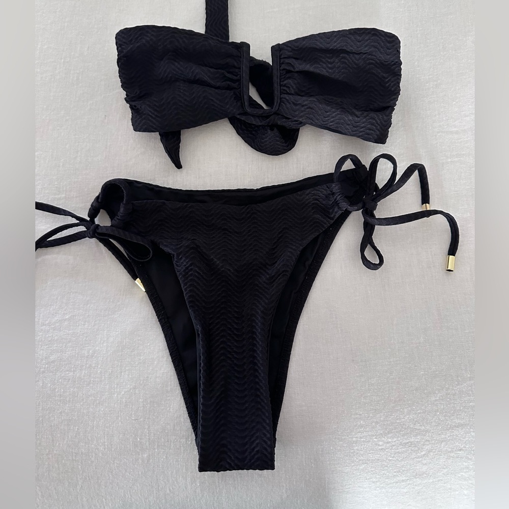 Monday swimwear bikini